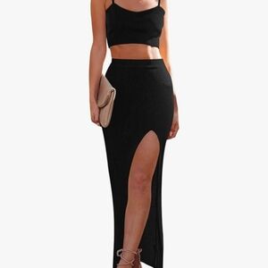 Chic Blue Women's Maxi Skirt with High Slit & Top...NWT size Lg.